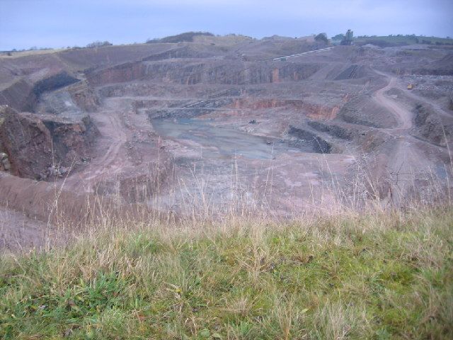 File:Eskett Quarry. - geograph.org.uk - 89845.jpg