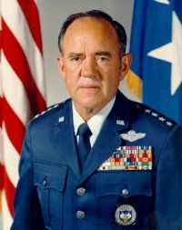 File:Gen James V. Hartinger.jpg