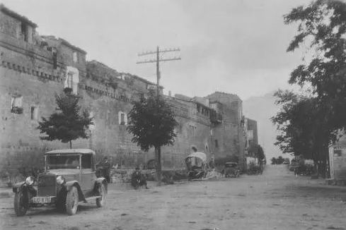 File:Laguardia in the 1920s.jpg