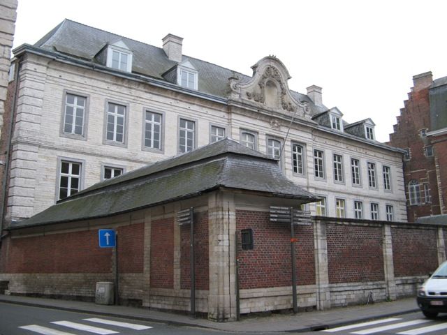 File:Leuven Naamsestraat 61 - 120748 - onroerenderfgoed.jpg