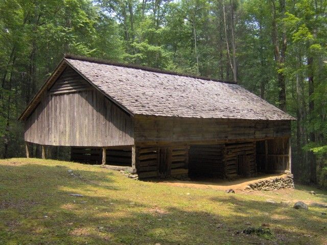 File:Messer-barn-great-smokies1.jpg