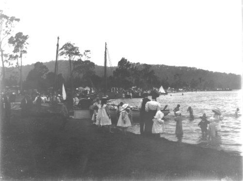 File:Speers Point Foreshore.jpg