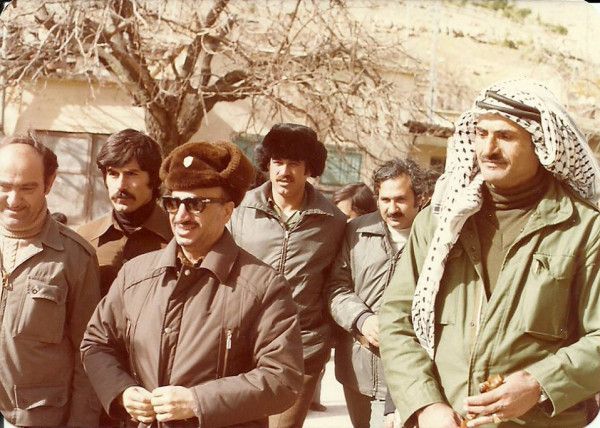 File:Yasser Arafat visit to khirbet rouha.jpg