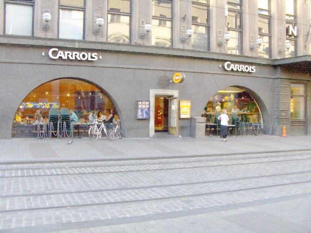 File:Carrols Helsingin Keskustassa.jpg