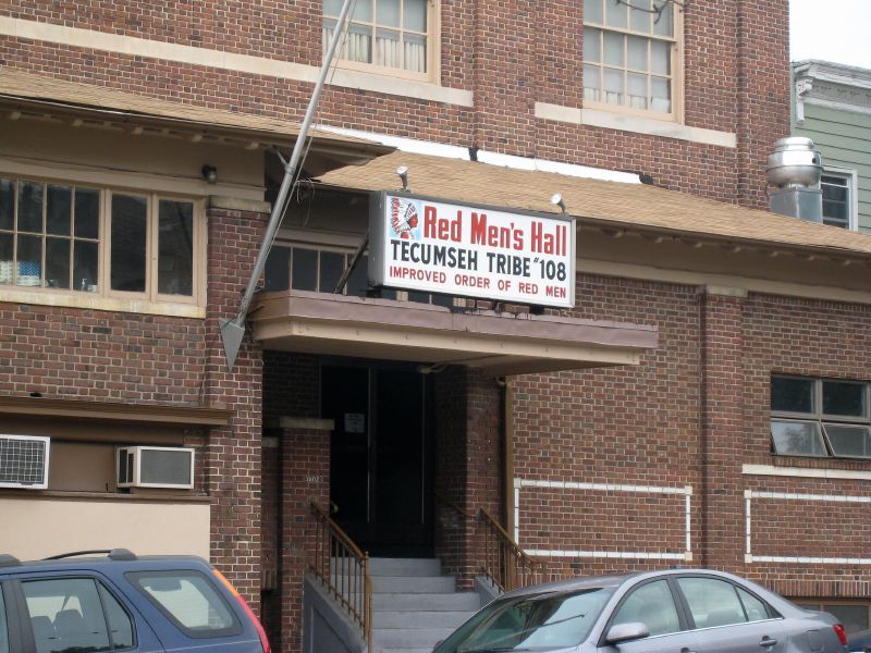 File:Red Men's Hall - Baltimore MD.jpg