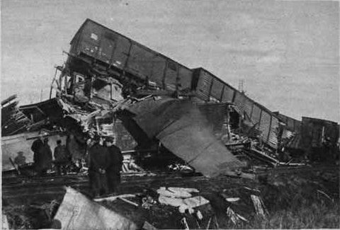 File:Trein ongeluk Rosmalen 1920 (2).jpg