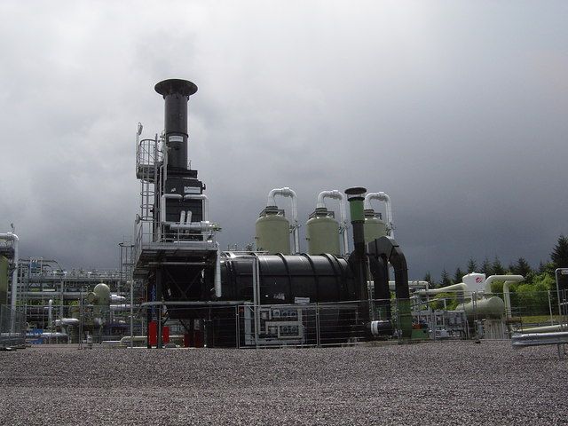 File:Weston Common gas facility-by-Hugh-Chevallier.jpg