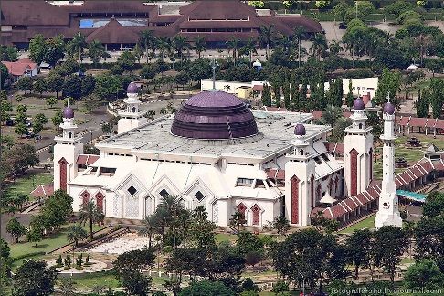 File:At-Tin Mosque.jpg