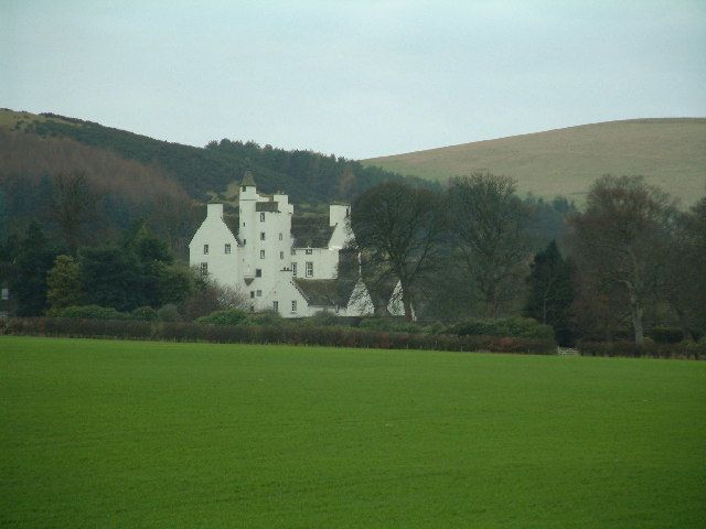 File:Balmanno Castle - geograph.org.uk - 111598.jpg