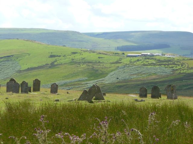 File:Cefn golau tredegar.jpg