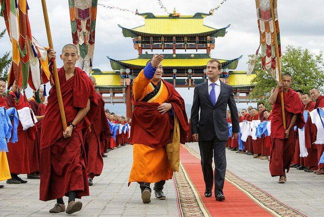 File:Dmitry Medvedev in Buryatia August 2009-2.jpg