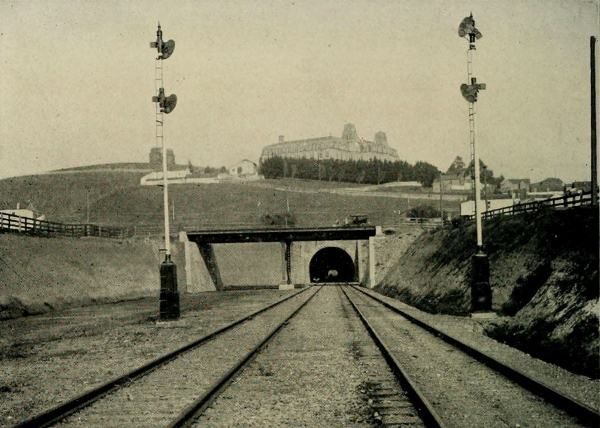 File:SP tunnel into San Franciscoimg034.jpg