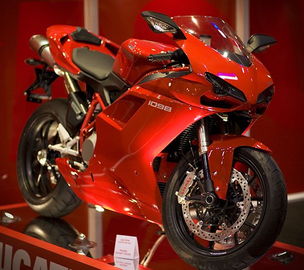 File:Ducati 1098 2.jpg