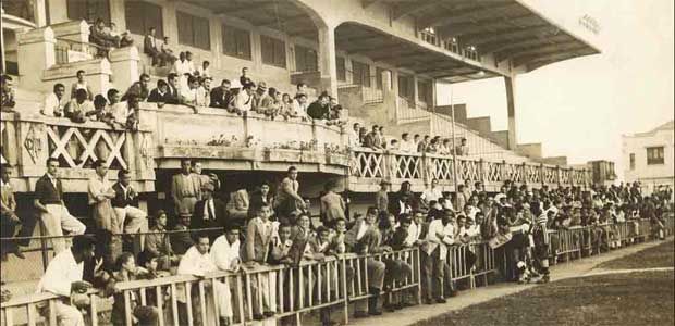 File:Estadio Antonio Carlos.jpg