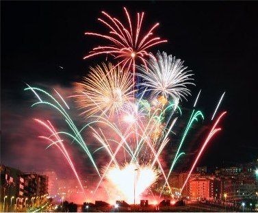 File:Fireworks in Jaén (cropped).jpg