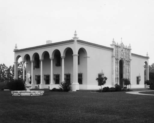 File:Library at the Camarillo Catholic Seminary.jpg