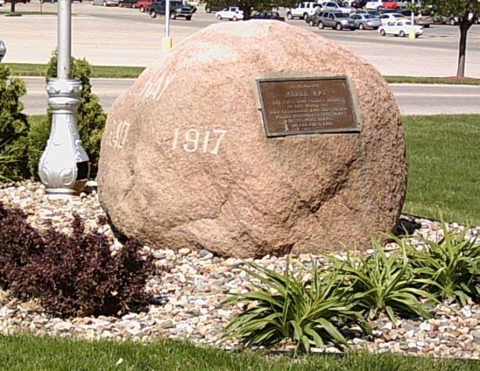 File:Merlehayboulder.jpg