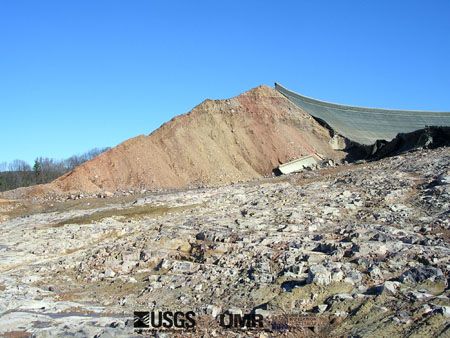 File:Taum Sauk 2005-12-15 011 USGS-DHoffman-DSCN5086.jpg