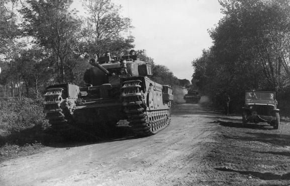 File:Wellhit1944Churchill79th.jpg