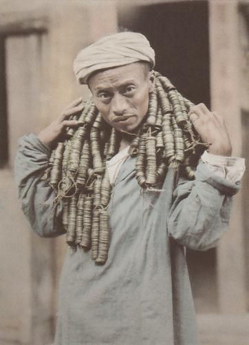 File:A Sichuanese Man Carrying 13,500 Cash Coins.jpg