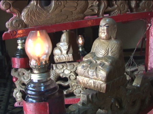 File:Bodhisattva and candle 1.jpg