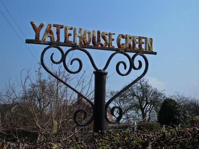 File:Byley - Yatehouse Green Farm Sign.jpg