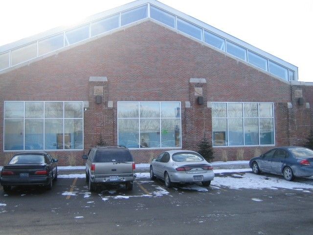 File:CCA Fieldhouse.JPG