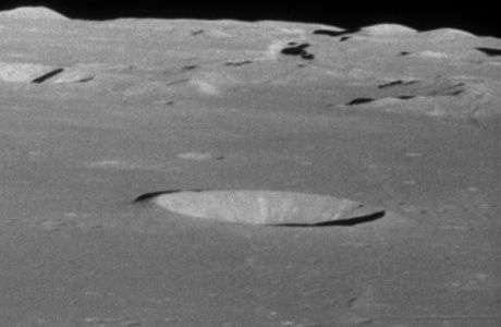 File:Manners crater AS11-41-6091.jpg