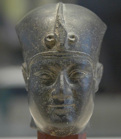 File:Nectanebo I with khepresh crown.jpg