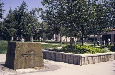 File:Saddlebackcollege.jpg