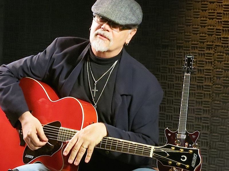 File:Steve Hunter Guitar Player.JPG