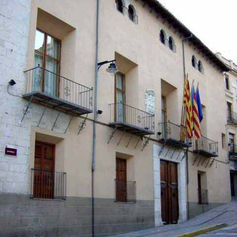 File:Ajuntament Ontinyent.jpg