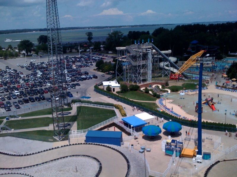 File:Challenge Park and Soak City.jpg