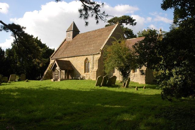 File:Churchill Church - geograph.org.uk - 569432.jpg