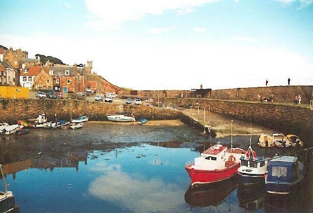 File:Crail harbour.jpg