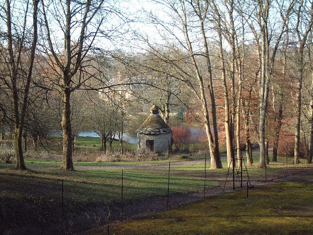 File:Dewlish House - geograph.org.uk - 113387.jpg