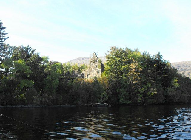 File:Fraoch Eilean Castle.jpg