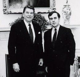 File:Howard Kent Walker and Ronald Reagan 1982.jpg