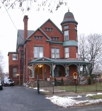 File:LouisWillHouse NMcBride SyracuseNY sm 2009-12-14.jpg