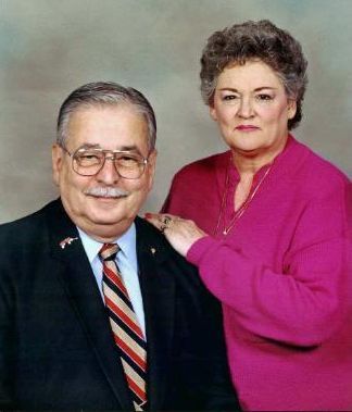 File:Raul and Julia Villaronga.jpg