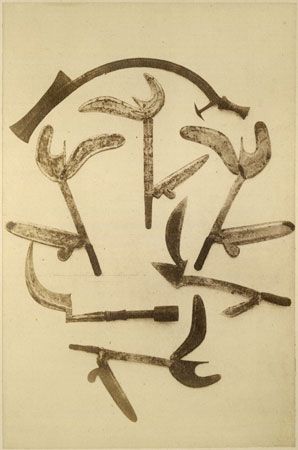 File:Richard Buchta - Zande throwing knives.jpg