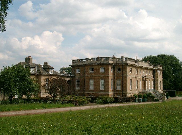 File:Bramham Park.jpg