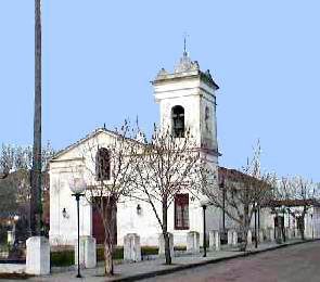 File:IGLESIA SANTO DOMINGO DE SORIANO.jpg