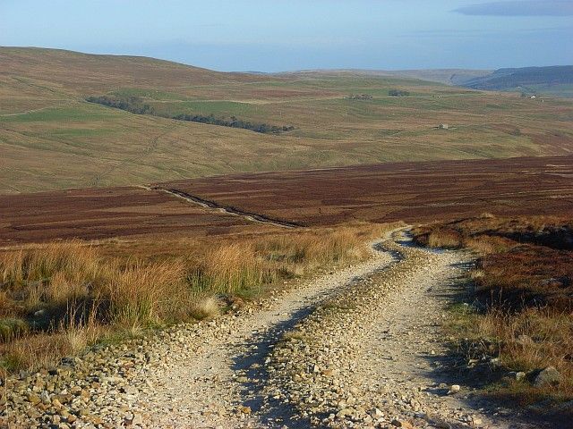 File:Maiden Way - geograph.org.uk - 621822.jpg