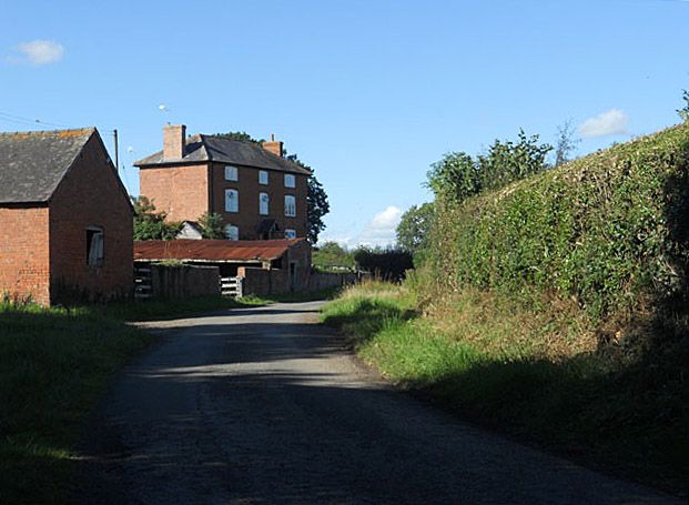 File:Ayntree Farmhouse.jpg