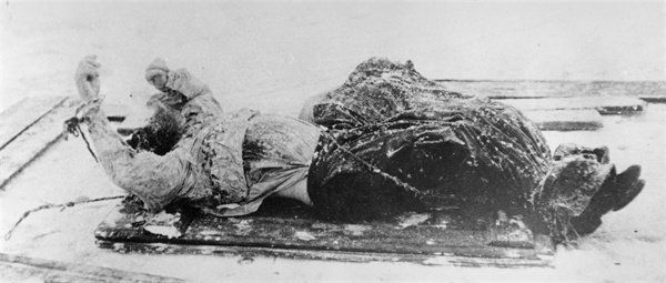 File:Cadavre de Raspoutine 1916.jpg