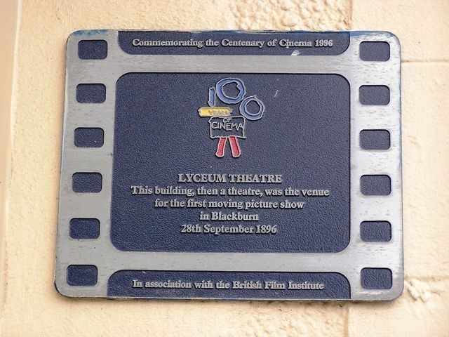 File:Lyceum Theatre Plaque, Blackburn.jpg