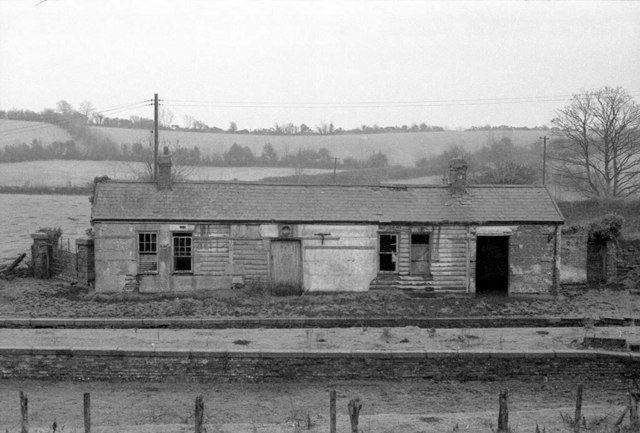 File:Ballynahinch Junction - geograph.org.uk - 348478.jpg