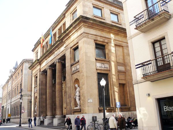 File:Biblioteca Pública Jovellanos.jpg