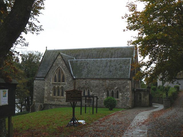 File:Innellan Church - geograph.org.uk - 266740.jpg